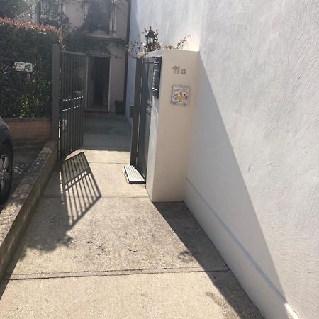 Papere E Tulipani Apartman Vicenza Kültér fotó