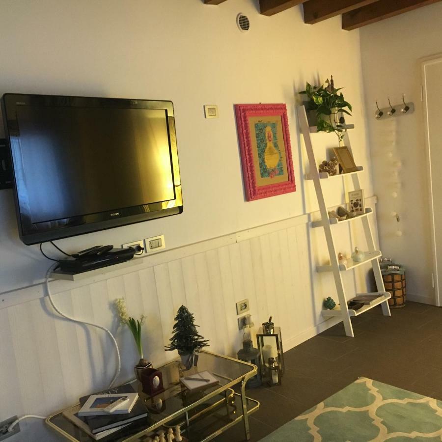Papere E Tulipani Apartman Vicenza Kültér fotó